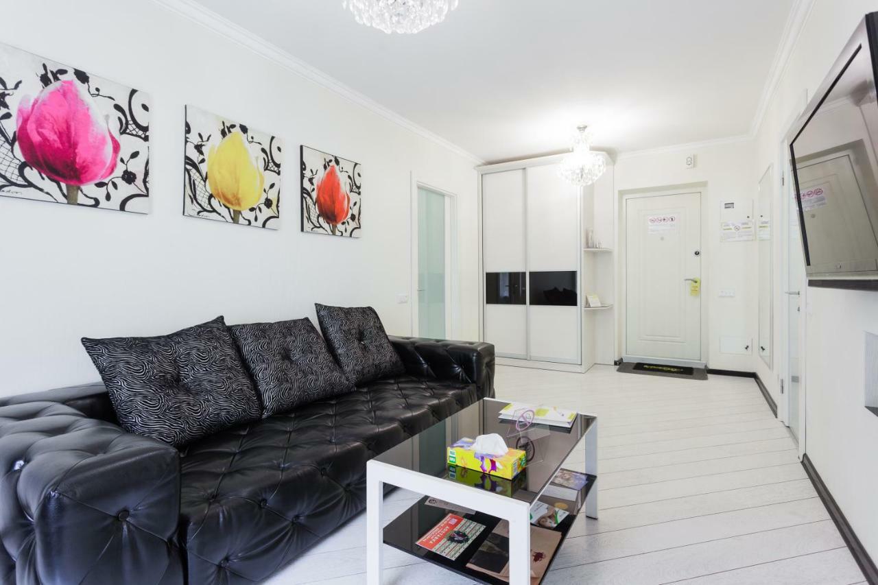 Partner Guest House Kyiv Exterior photo